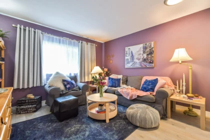 Basement Recreation Room Photo of 5 15273 24 Avenue, Surrey, BC