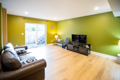 Hallway Photo of 17916 71 Avenue, Surrey, BC