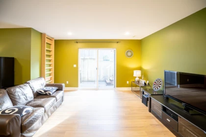 Staircase Photo of 17916 71 Avenue, Surrey, BC