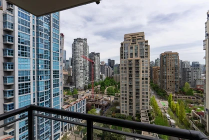 1703 1295 Richards Street, Vancouver, BC, Vancouver — Apartment/Condo for sale