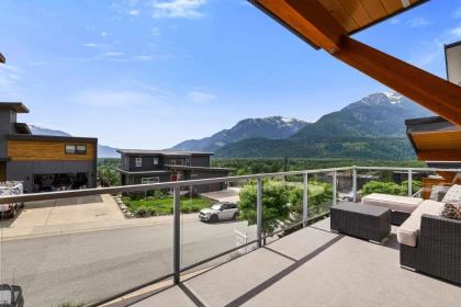 Basement Recreation Room Photo of 41322 Horizon Drive, Squamish, BC