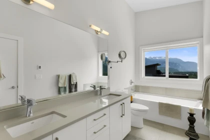 Primary Bedroom Photo of 41322 Horizon Drive, Squamish, BC