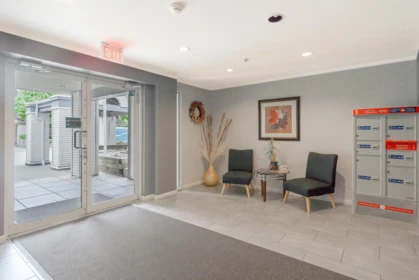 Entry Foyer Photo of 106 19121 Ford Road, Pitt Meadows, BC