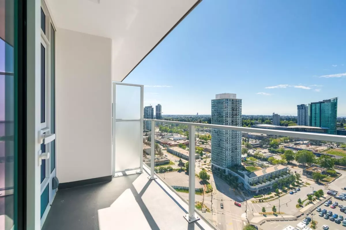 Family Room Photo of 2212 13738 Central Avenue, Surrey, BC