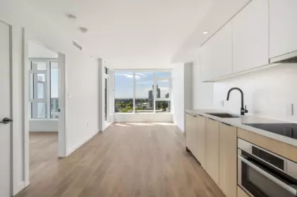 Kitchen Photo of 2212 13738 Central Avenue, Surrey, BC