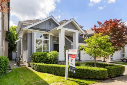 19068 69 Avenue, Surrey, BC, Surrey — Single Family Residence for sale