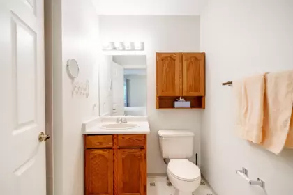 Powder Room Photo of 18 22308 124 Avenue, Maple Ridge, BC