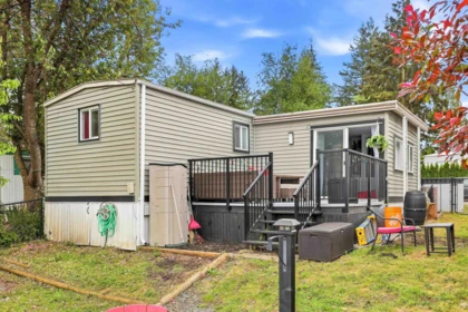 Garden / Landscaping Photo of 52 24330 Fraser Highway, Langley, BC
