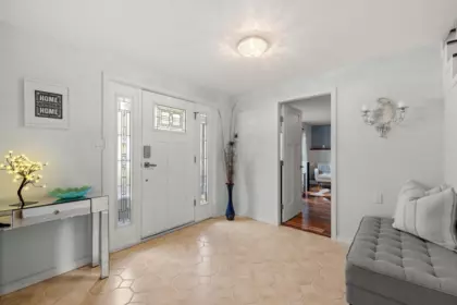 Basement Recreation Room Photo of 20238 49 Avenue, Langley, BC