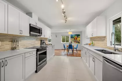 Breakfast Nook Photo of 20238 49 Avenue, Langley, BC