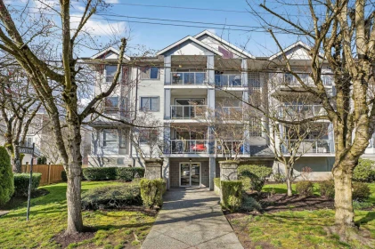 Outdoor Deck Photo of 314 20177 54a Avenue, Langley, BC