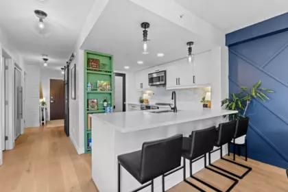 Breakfast Nook Photo of 1706 295 Guildford Way, Port Moody, BC