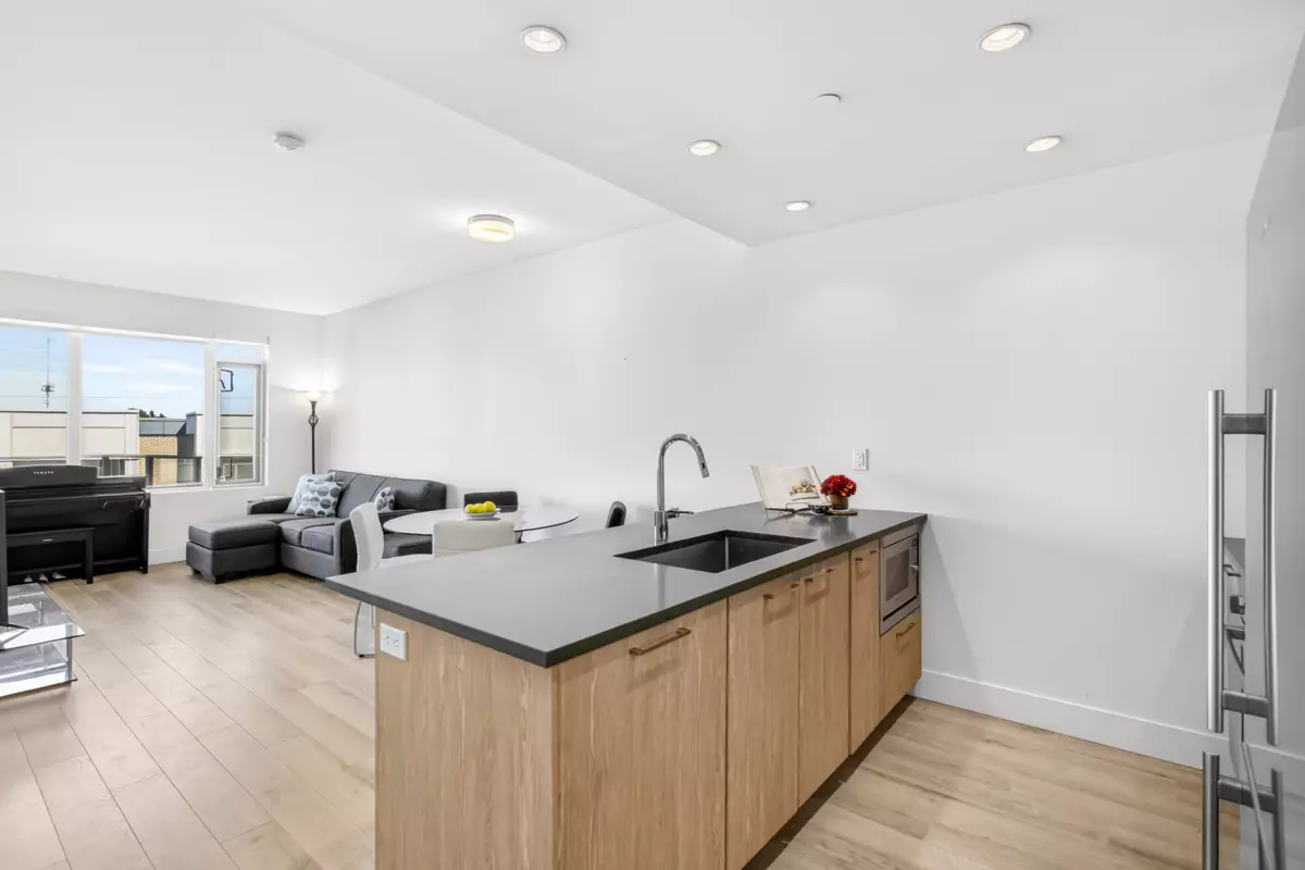 Dining Area Photo of 510 10788 No. 5 Road, Richmond, BC
