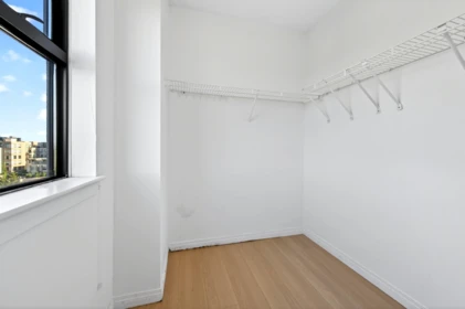 Bedroom 3 Photo of 708 6611 Cooney Road, Richmond, BC