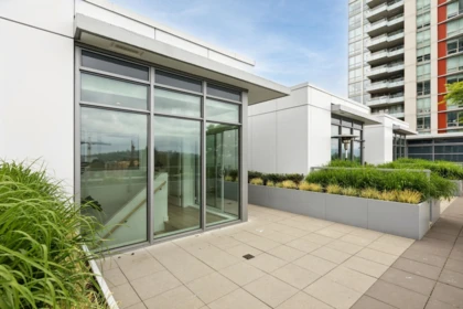 Outdoor Deck Photo of 611 1500 Fern Street, North Vancouver, BC