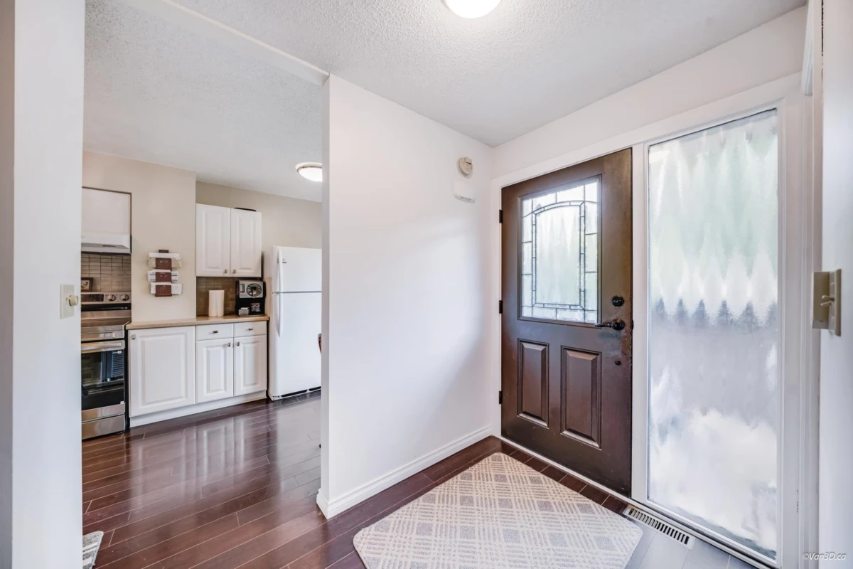 Dining Area Photo of 4253 Birchwood Crescent, Burnaby, BC
