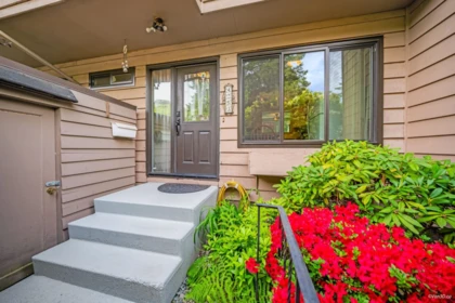 Backyard Photo of 4253 Birchwood Crescent, Burnaby, BC