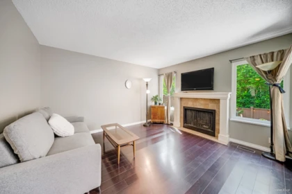 Kitchen Island Photo of 4253 Birchwood Crescent, Burnaby, BC