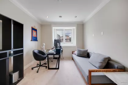 Hallway Photo of 8 Glynde Avenue, Burnaby, BC
