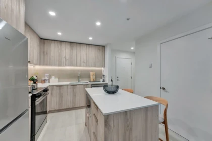 211 3596 Malsum Drive, North Vancouver, BC, North Vancouver — Apartment/Condo for sale