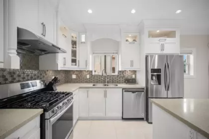 4986 Inman Avenue, Burnaby, BC, Burnaby — Half Duplex for sale