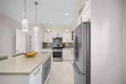 4986 Inman Avenue, Burnaby, BC, Burnaby — Half Duplex for sale