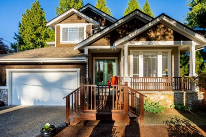 Swimming Pool Photo of 2440 124b Street, Surrey, BC