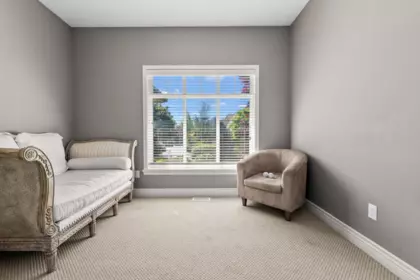 Laundry Room Photo of 15791 39a Avenue, Surrey, BC