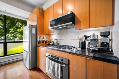 3750 Commercial Street, Vancouver, BC, Vancouver — Townhouse for sale