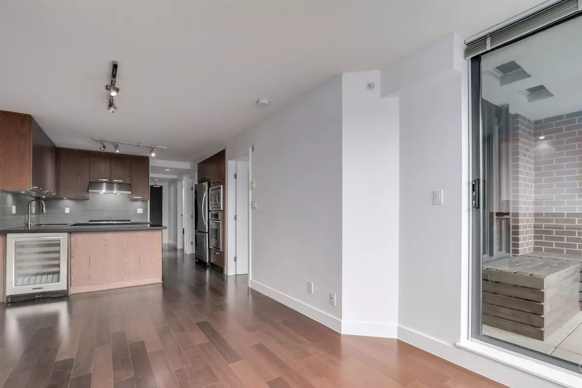 Dining Area Photo of 221 3228 Tupper Street, Vancouver, BC