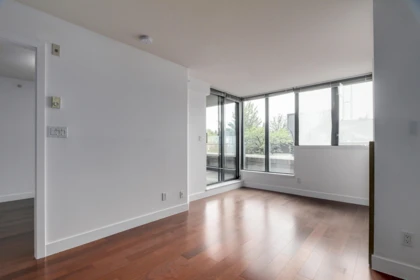 221 3228 Tupper Street, Vancouver, BC, Vancouver — Apartment/Condo for sale