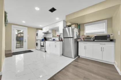 Kitchen Photo of 4967 Spencer Street, Vancouver, BC