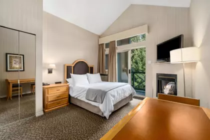 409 4319 Main Street, Whistler, BC, Whistler — Apartment/Condo for sale