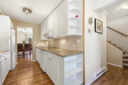 Kitchen Island Photo of 3 9080 Parksville Drive, Richmond, BC