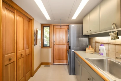 Hallway Photo of 1299 Fairweather Road, Bowen Island, BC