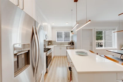 Kitchen Photo of 9 6767 196 Street, Surrey, BC