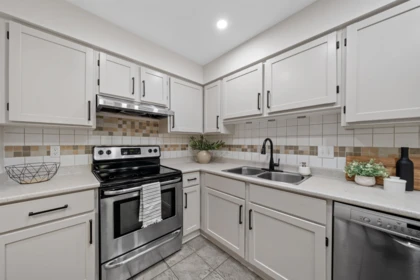 Kitchen Island Photo of 7 20943 Camwood Avenue, Maple Ridge, BC