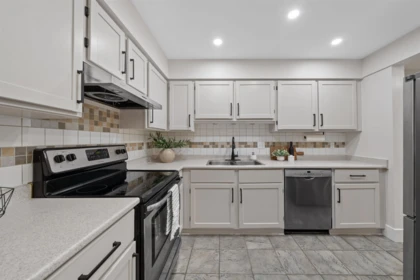 Kitchen Photo of 7 20943 Camwood Avenue, Maple Ridge, BC
