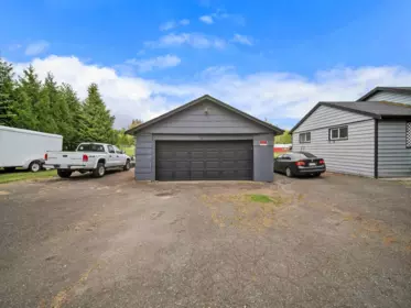 1642 232 Street, Langley, BC, Langley — Single Family Residence for sale
