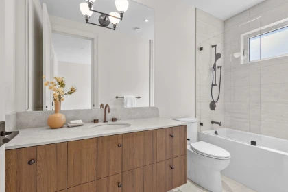 Powder Room Photo of 2 4136 Cambridge Street, Burnaby, BC