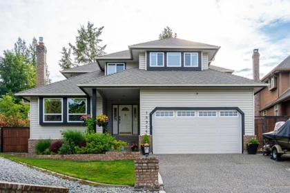 18956 59 Avenue, Surrey, BC, Surrey — Single Family Residence for sale