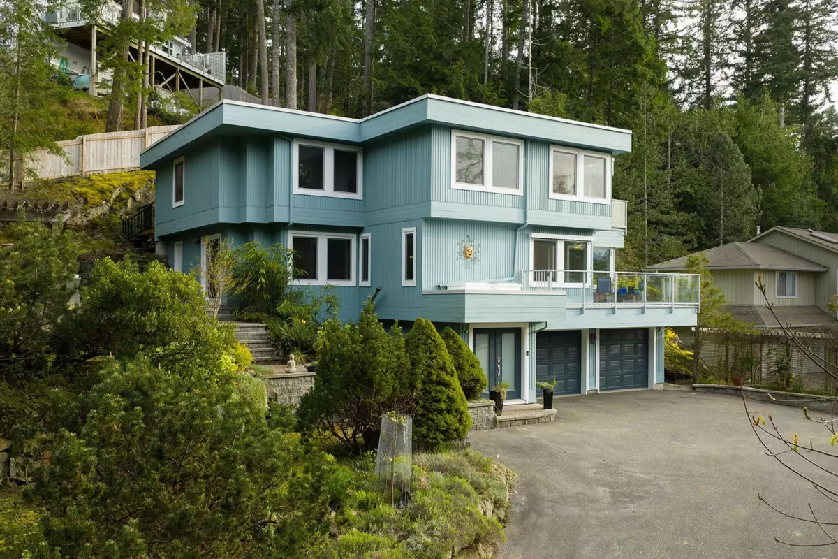 Exterior Rear Photo of 1597 Isleview Lane, Bowen Island, BC