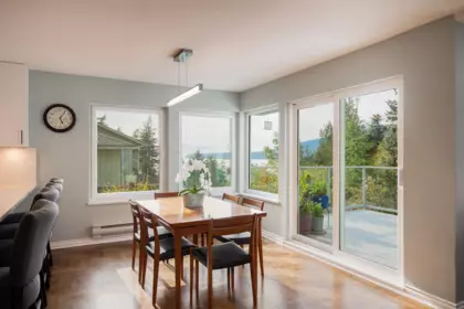 Kitchen Photo of 1597 Isleview Lane, Bowen Island, BC