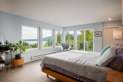 Office / Den Photo of 1597 Isleview Lane, Bowen Island, BC