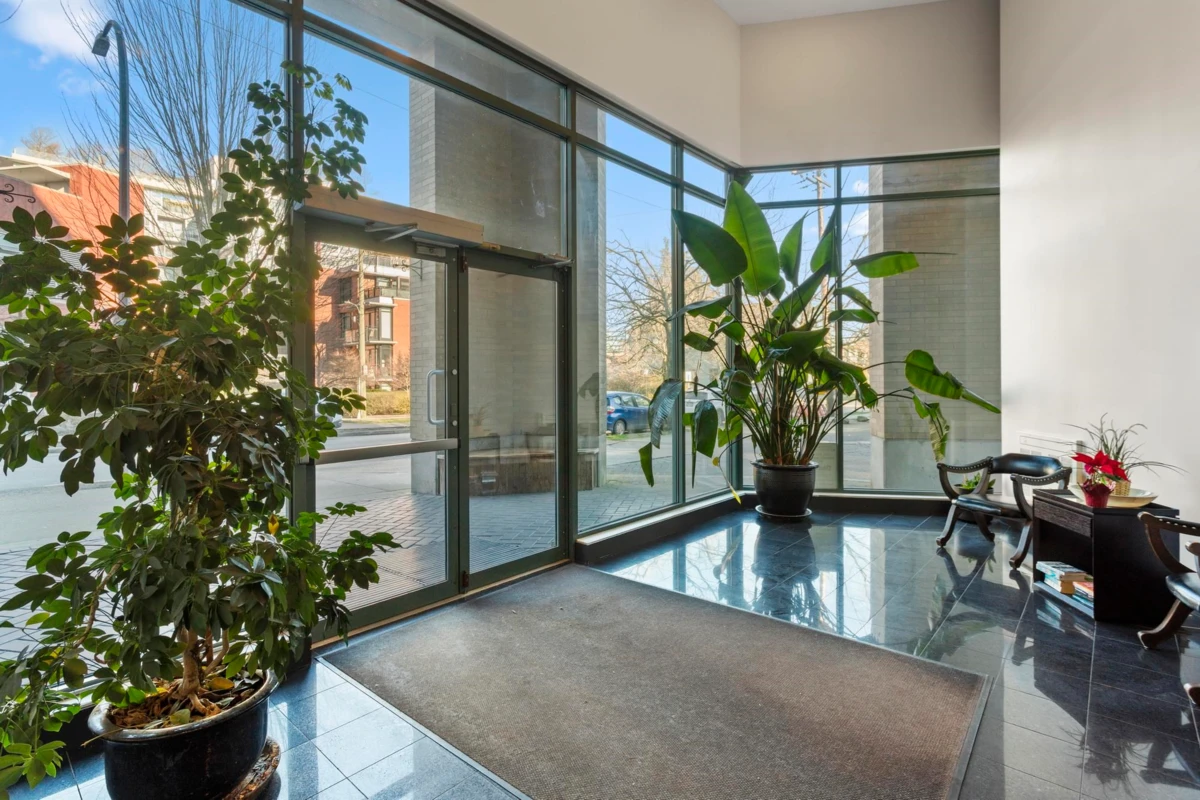 Family Room Photo of 901 288 E 8th Avenue, Vancouver, BC