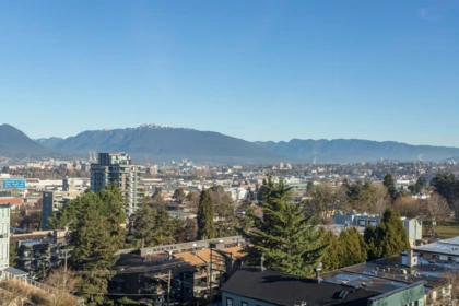 Backyard Photo of 901 288 E 8th Avenue, Vancouver, BC