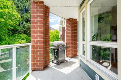 Laundry Room Photo of 316 14 E Royal Avenue, New Westminster, BC