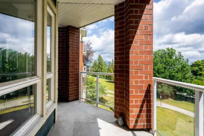 Mudroom Photo of 316 14 E Royal Avenue, New Westminster, BC