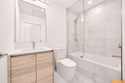 Powder Room Photo of 675 W 30th Avenue, Vancouver, BC
