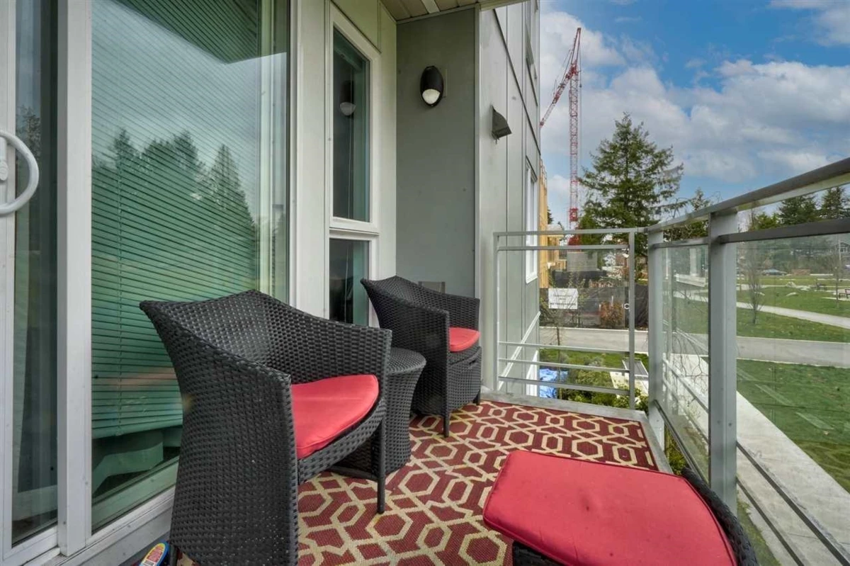Dining Area Photo of 214 13963 105 Boulevard, Surrey, BC
